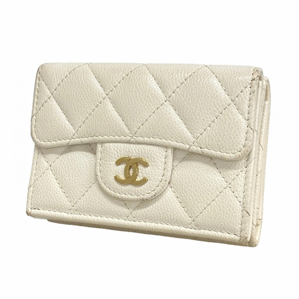 CHANEL White Caviar Leather Wallet
